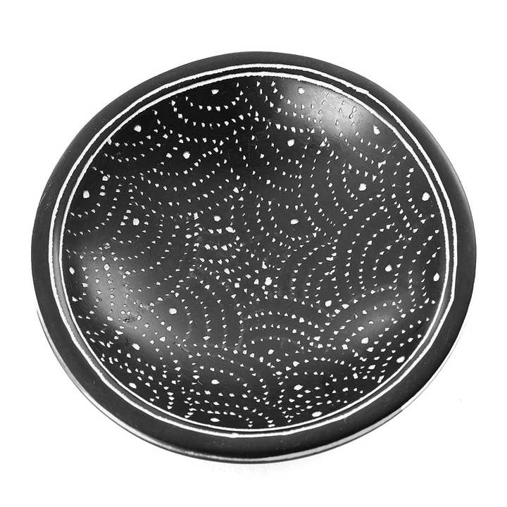 Swahili | AFRICAN MODERN - Wholesale Decorative Plate/Dish/Bowl - Black Deco Dot Soapstone Round Dish2