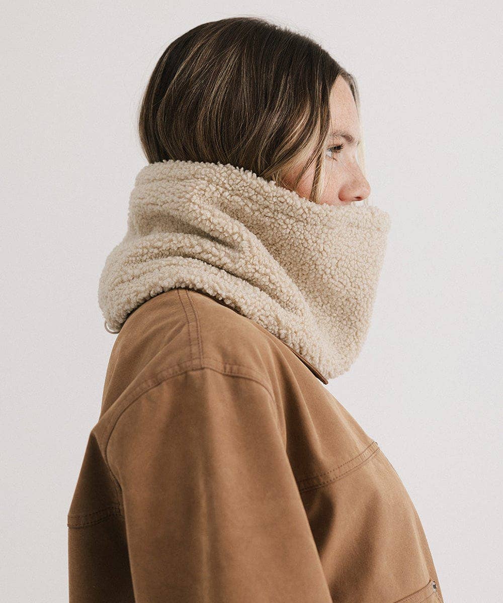 Gigi Pip - Wholesale Neck Gaiter/Snood - Women's - Quinn Sherpa Snood2