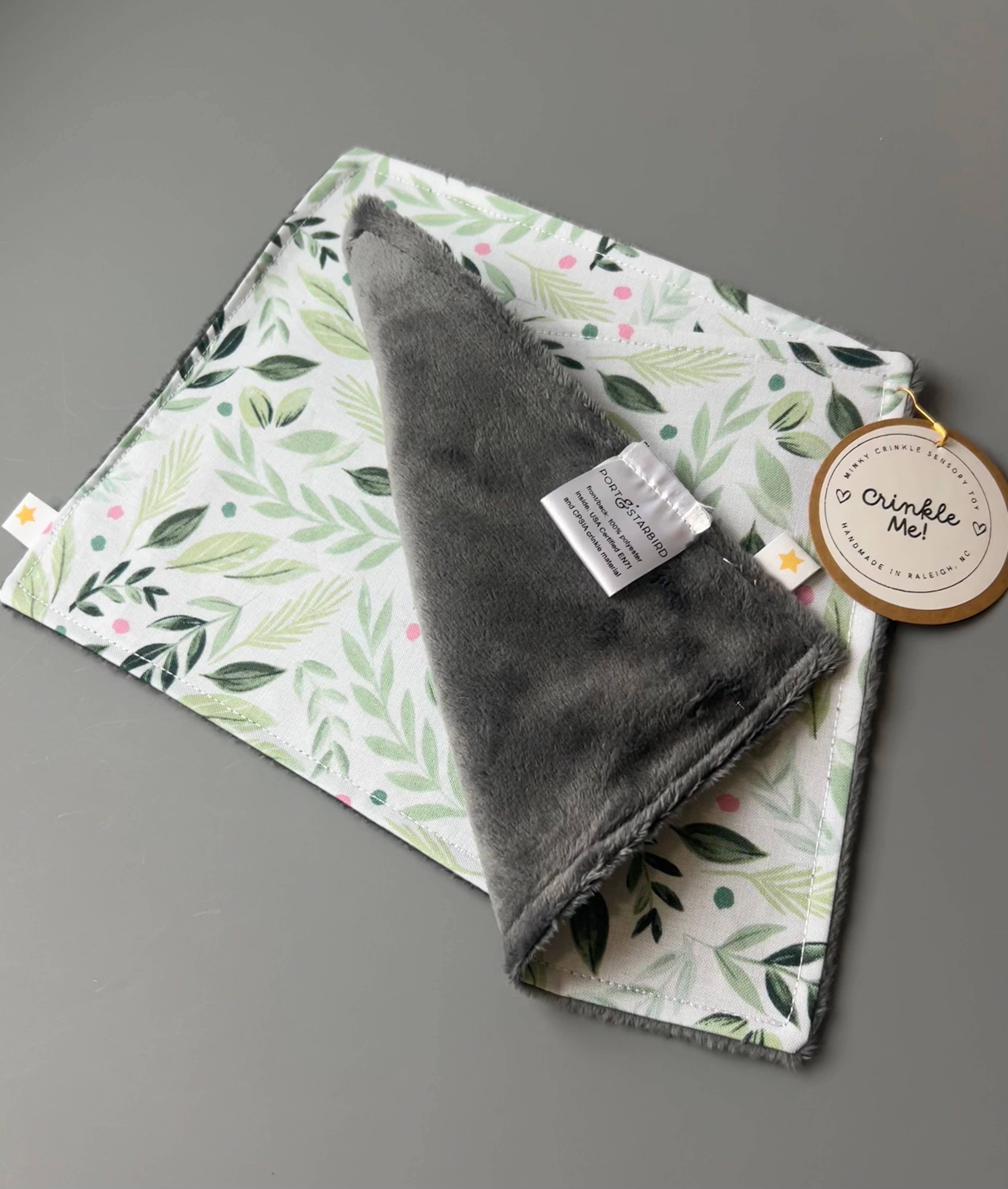 Port & Starbird - Vente Jouet sensoriel – bébé - Jouet sensoriel froissé en minky Fougères et Frondes1