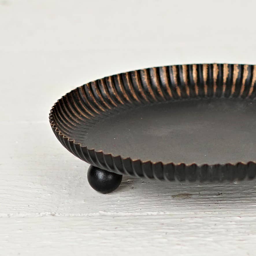 Impressive Enterprises, Inc. - Wholesale Candle Holder - 570761- Black and Gold Metal Raised Tart Pan-6"D x 1.25"H1