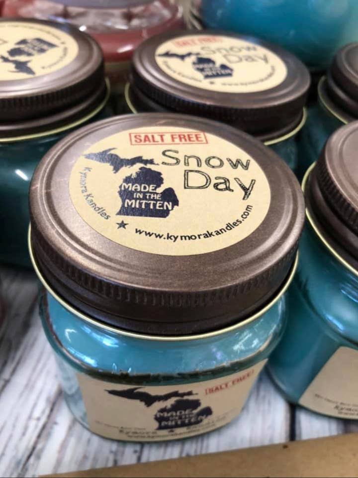 Mini Mason Jar Candle - Snow Day for wholesale by Kymora Kandles