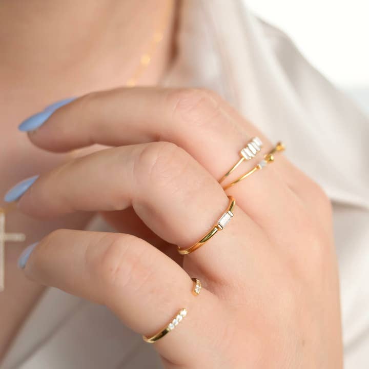 Blueyejewelry - Vente Anneau/bague à empiler - Bagues en argent 925 et diamants - Bague avec lunette - Bague baguette1