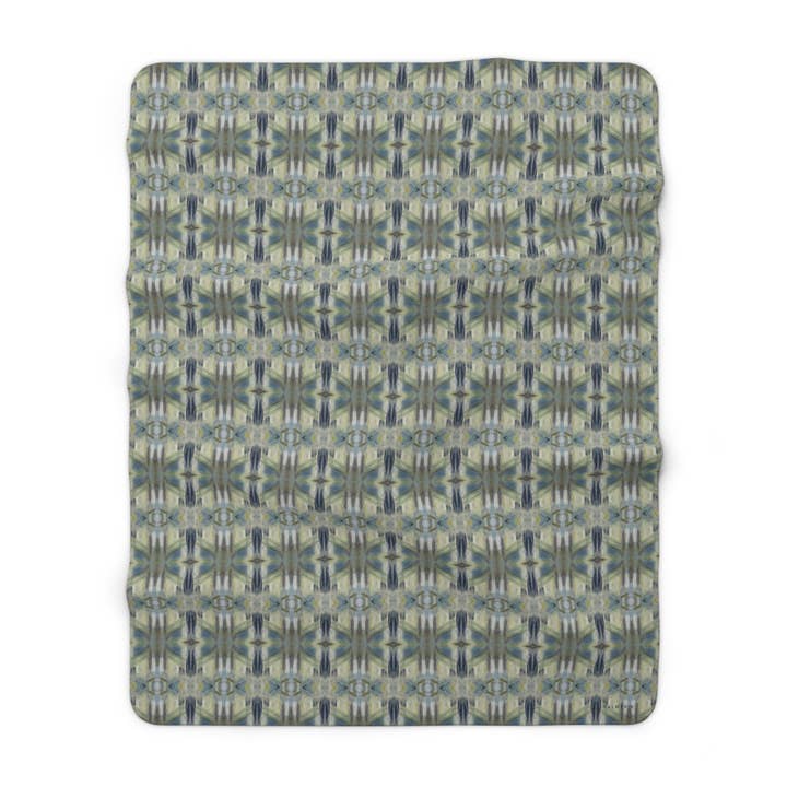 PALMER K Designs - Wholesale Throw Blanket - Sherpa Throw / Blanket: Geometric (BMW/P7)6