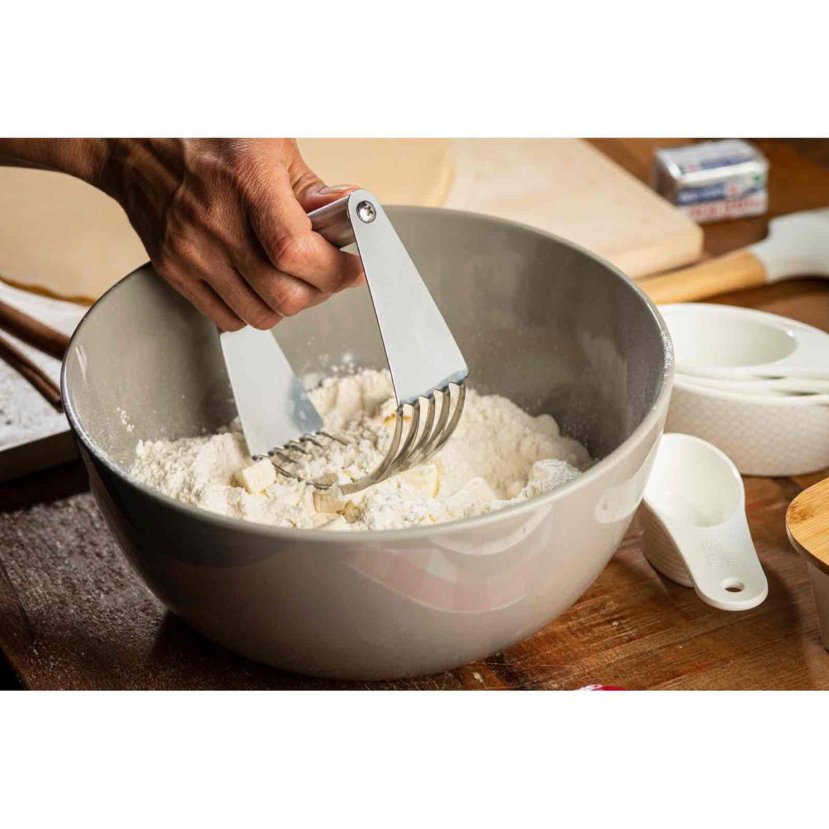 TableCraft Products Company - Vente Ustensile/gadget de cuisine - Mélangeur de pâte1