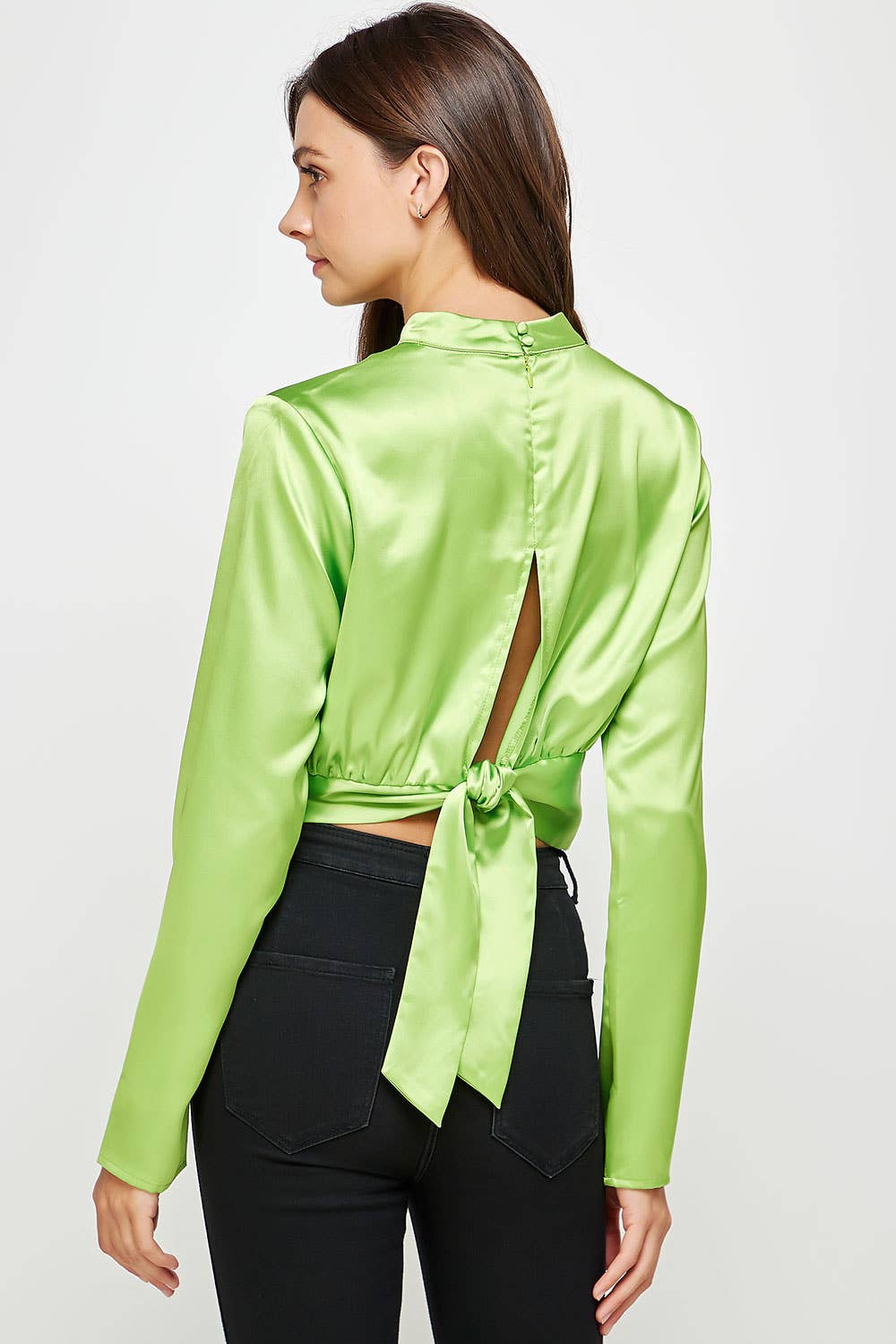 Strut & Bolt – wholesale Blouse – Women’s – Back Bow Tie Satin Blouse5