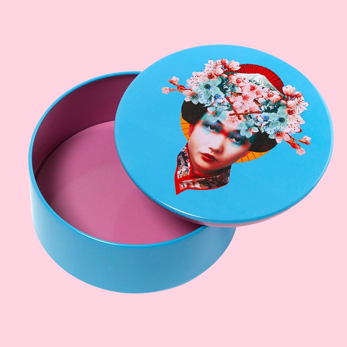 Gangzaï Design - Wholesale Decorative Box - Round metal box Miss Fuji2