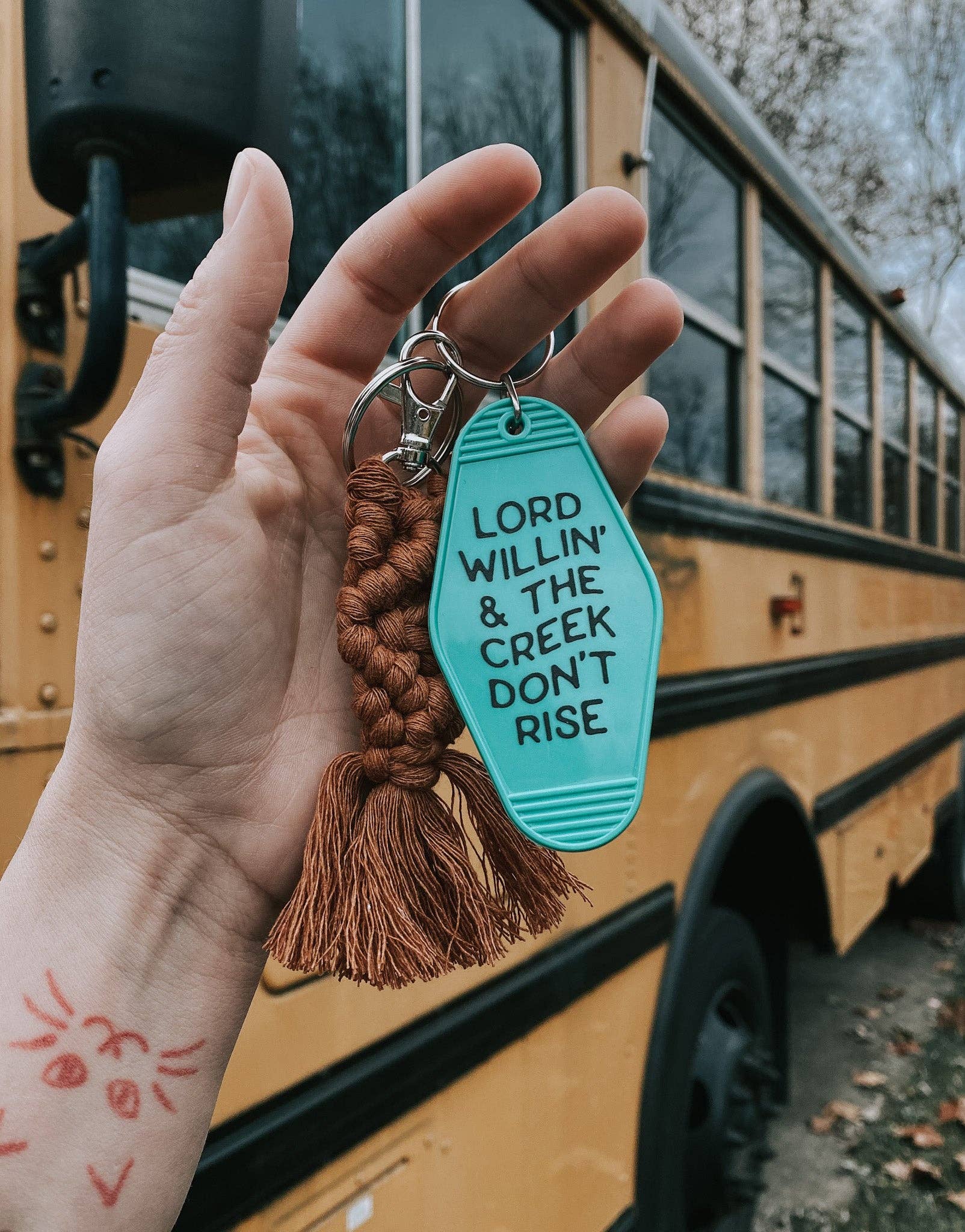 Hippie’s Daughter - Wholesale Keychain - Unisex - Creek don’t rise // motel keychain1