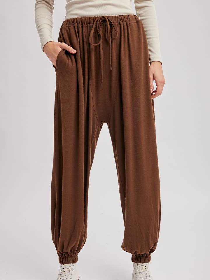 DRAWSTRING HAREM KNIT JOGGER PANTS WITH POCKETS for wholesale by Bluivy