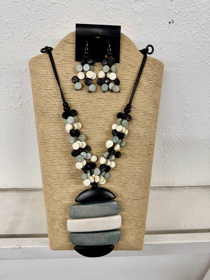 4 STRANDS BLACK WAX CORD WITH BLACK GREY AND WHITE IRREGULAR for wholesale by International Duru's