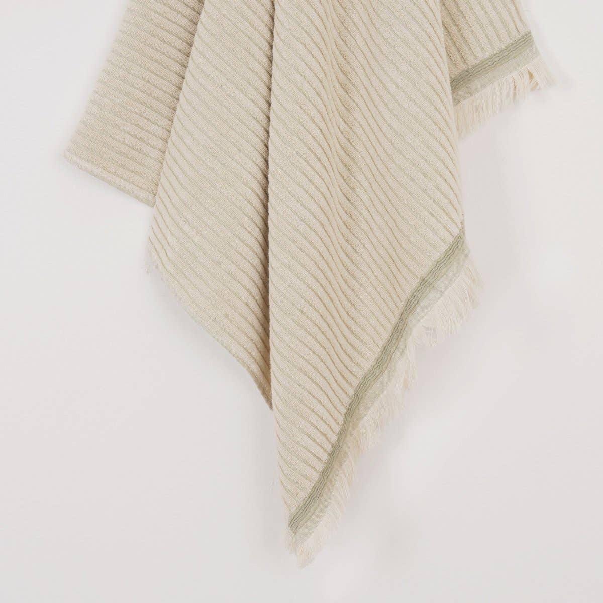 Primitive - Wholesale Badhanddoek - OUTLET - Ovella grote badhanddoek W0124