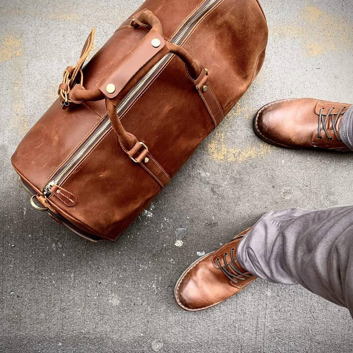 Steel Horse Leather - Wholesale Weekender Bag - Unisex - The Dagny Weekender | Large Leather Duffle Bag5