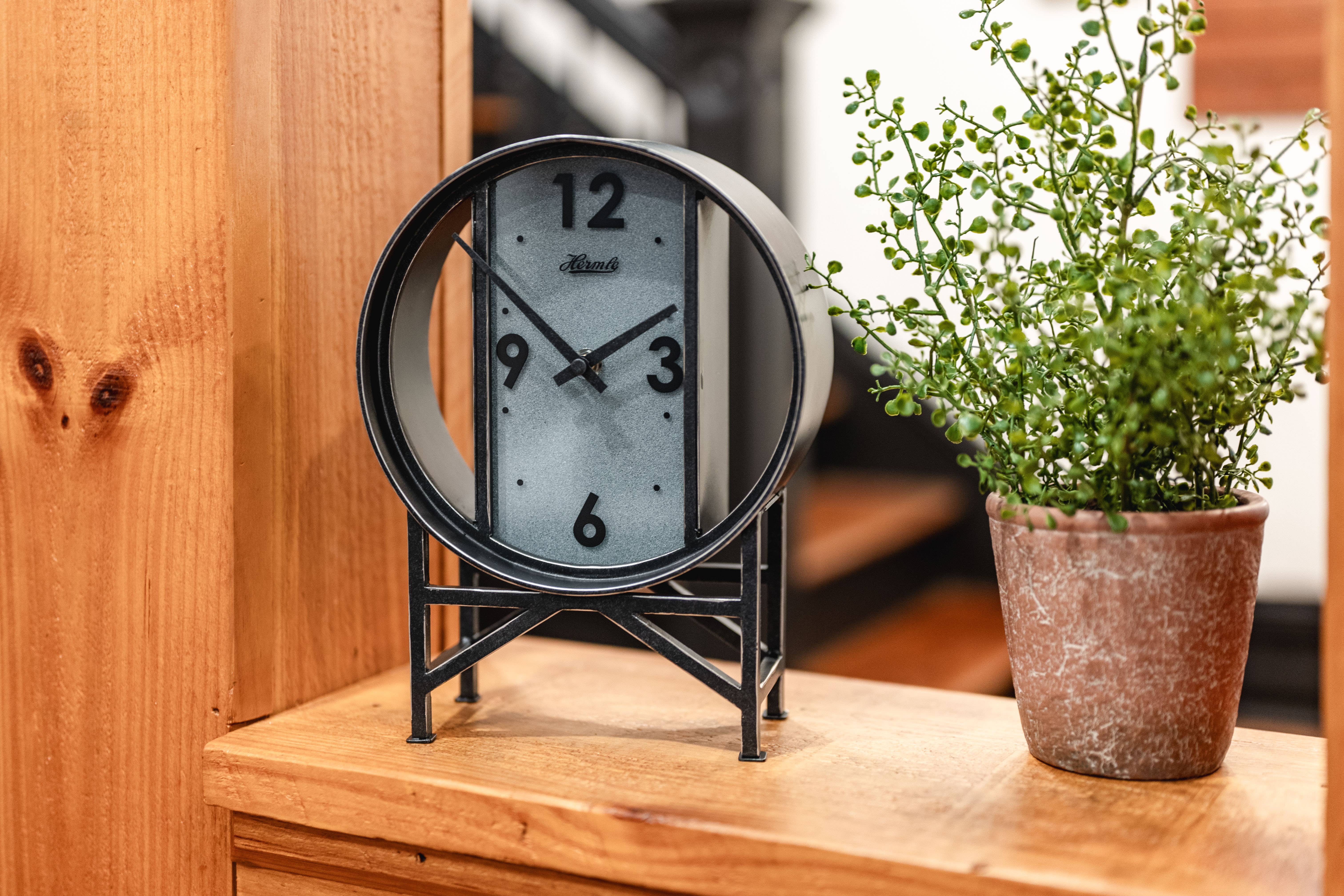 Hermle - Wholesale Desk Clock - Quinton Wrought Iron Desk Clock with Gray Dial2