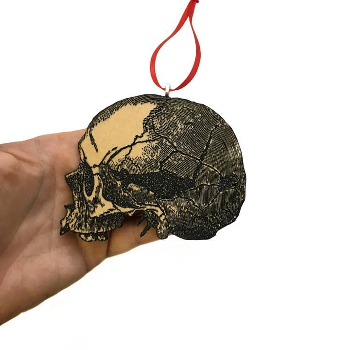 Toad Hill Farm – Engroshandel Pynt – Antik Skull Julepynt - Laser Cut + indgraveret træ1