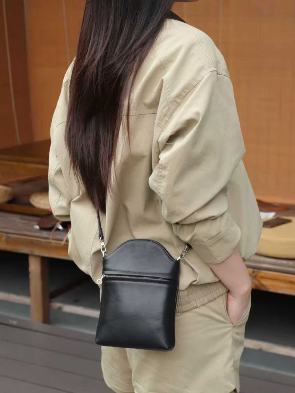 Pretty Persuasions - Vendita all'ingrosso Borsa a tracolla - Donna - Borsa a Tracolla in Pelle con Tasca Frontale con Cerniera PL250339