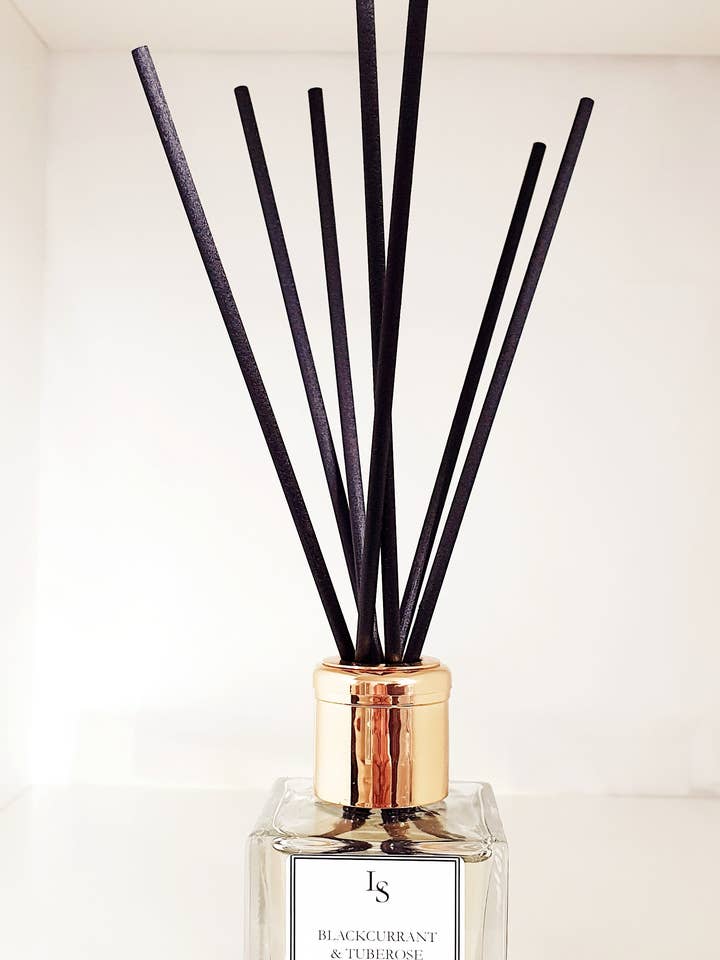 Luxury Reed Diffusers for wholesale by Lá Sona