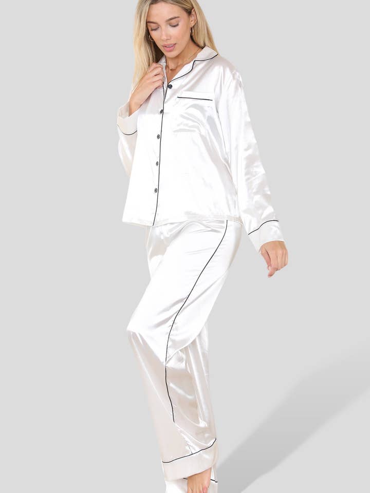 Elainah Fashion – wholesale Sleepwear set – Women's – White satin pj set2
