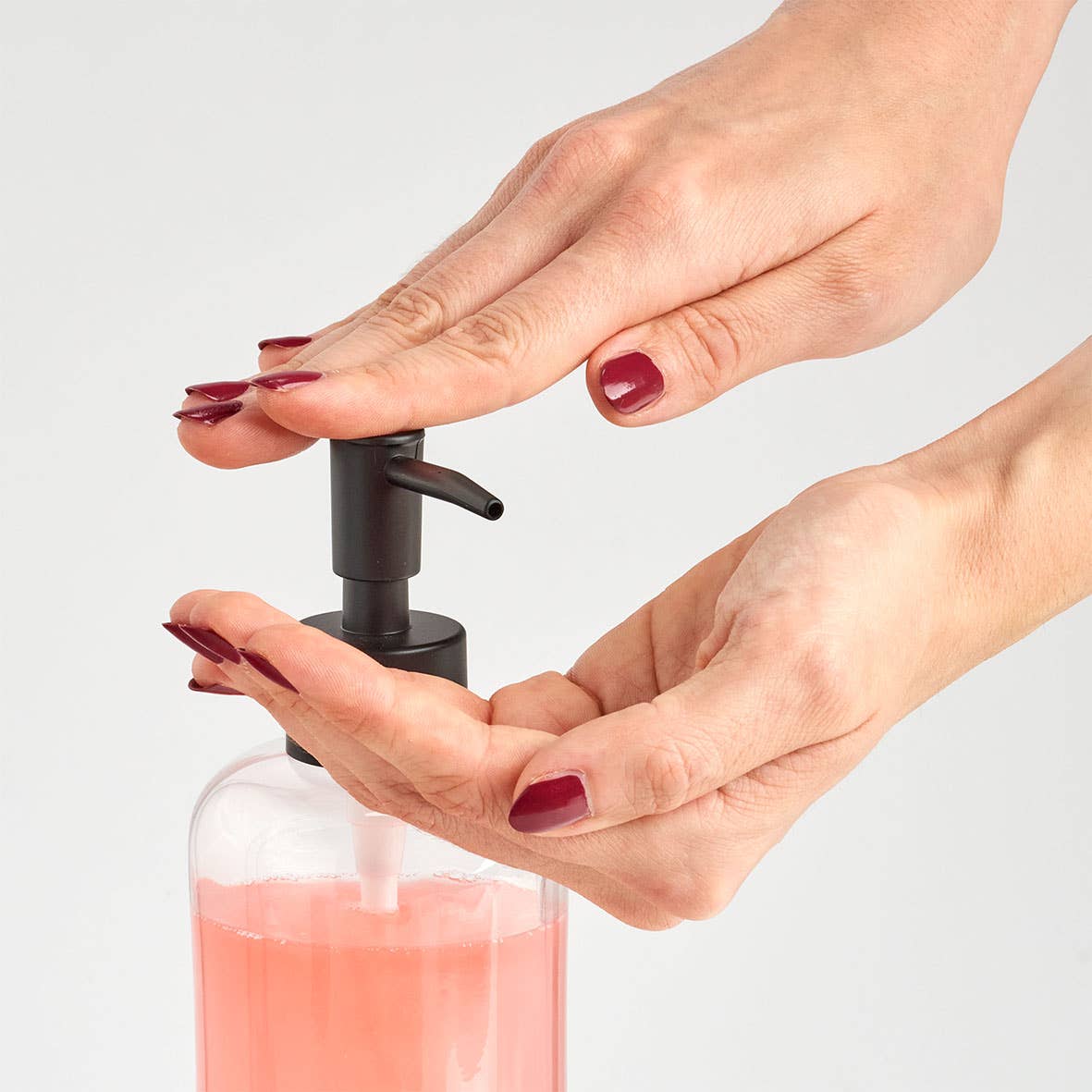 Transparent Black Soap dispenser "Clear", glass for wholesale on Faire1