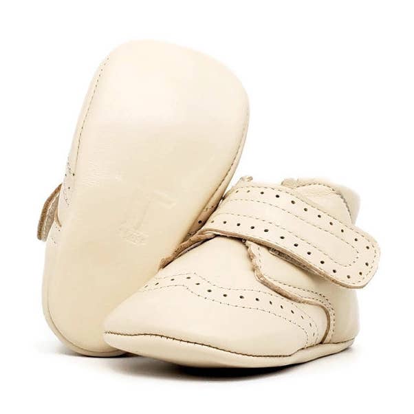 Baby Crib Shoes - Bone Oxford + Velcro for wholesale by Tippy Tot Shoes