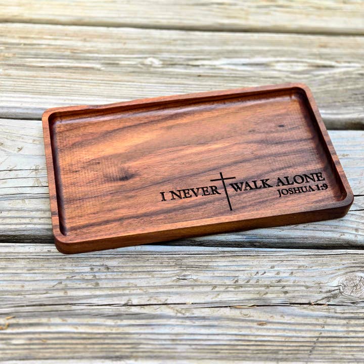 Inspiration de plateau valet en bois Cadeau Support Vide-poche Croix pour la vente par SRCraft