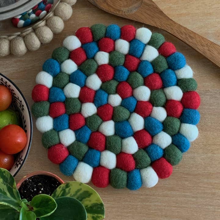 Hamro Village - Wholesale Trivet - Felt Ball Trivet4