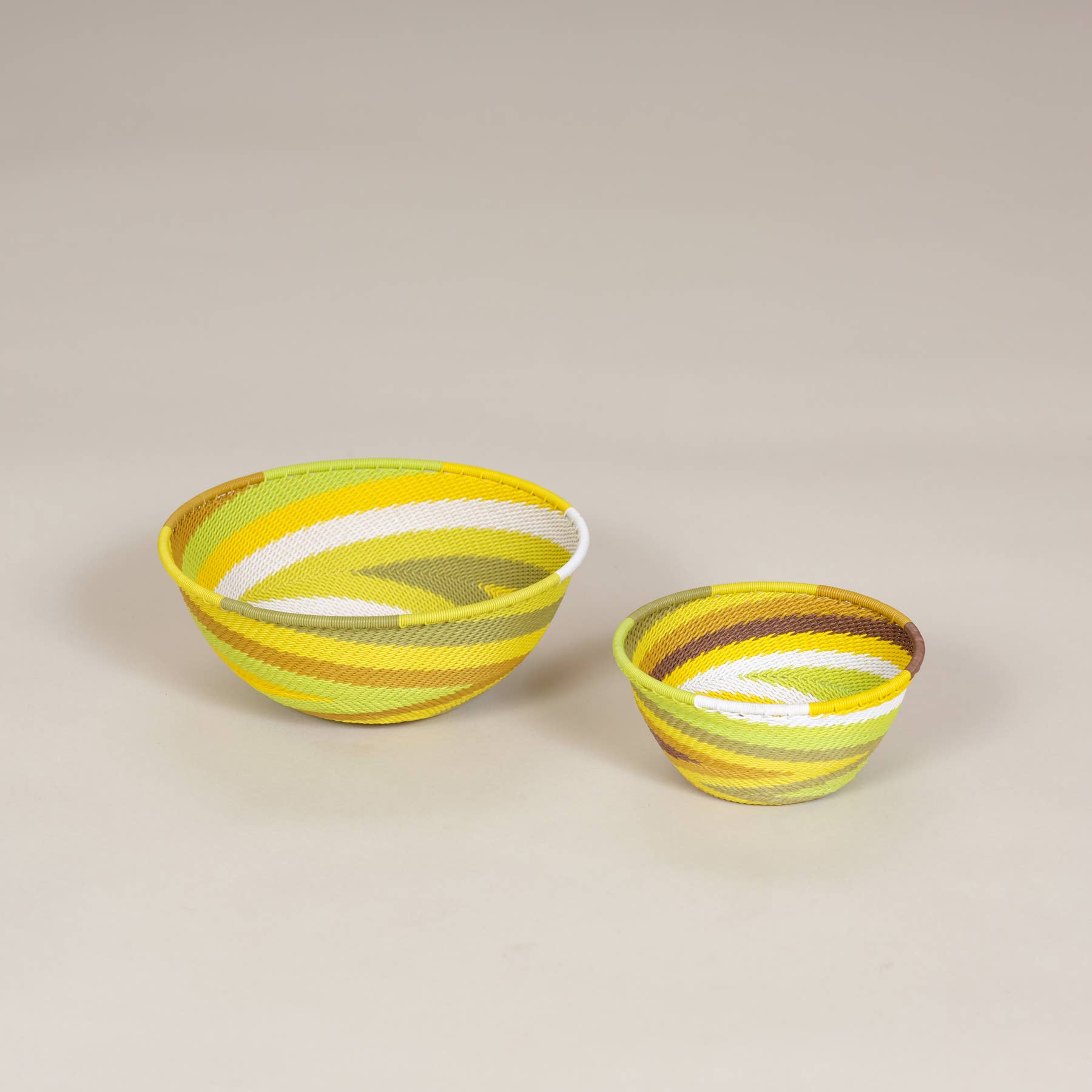 AS'ART a sense of crafts – Prato/tigela decorativa por atacado – Tigela de fio de telefone trançado, cores Mix&Glow35