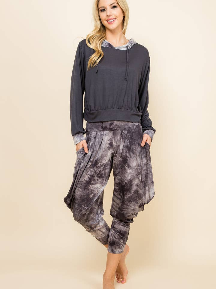Ensemble Kooniez - Pantalon tie-dye charbon & Sweat à capuche patchwork charbon pour la vente par Kooniez