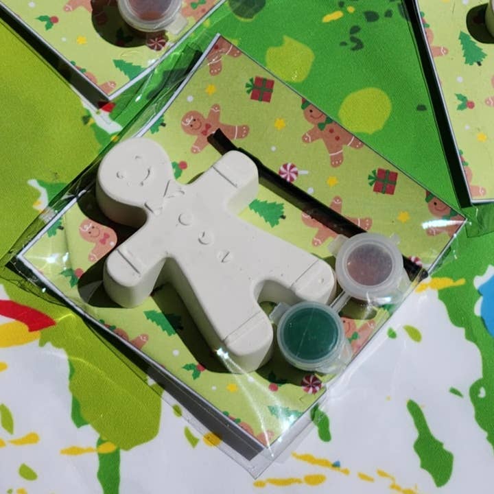 Snazzy Crayons - Wholesale DIY Craft Kit - Ginger Bread Paint Kit Sets1