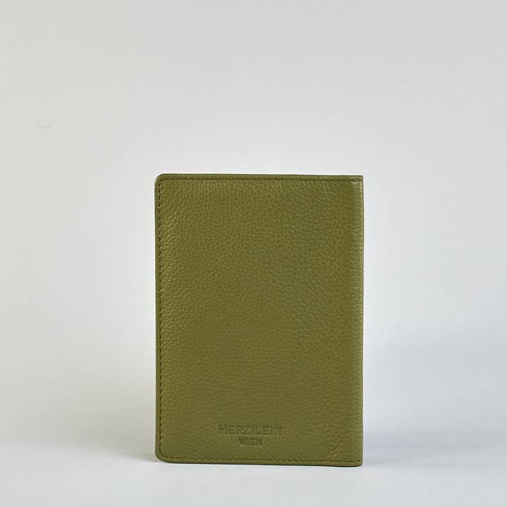 Herzilein-Wien GmbH - Wholesale Passport Case - Women's - Passhülle Leder 41