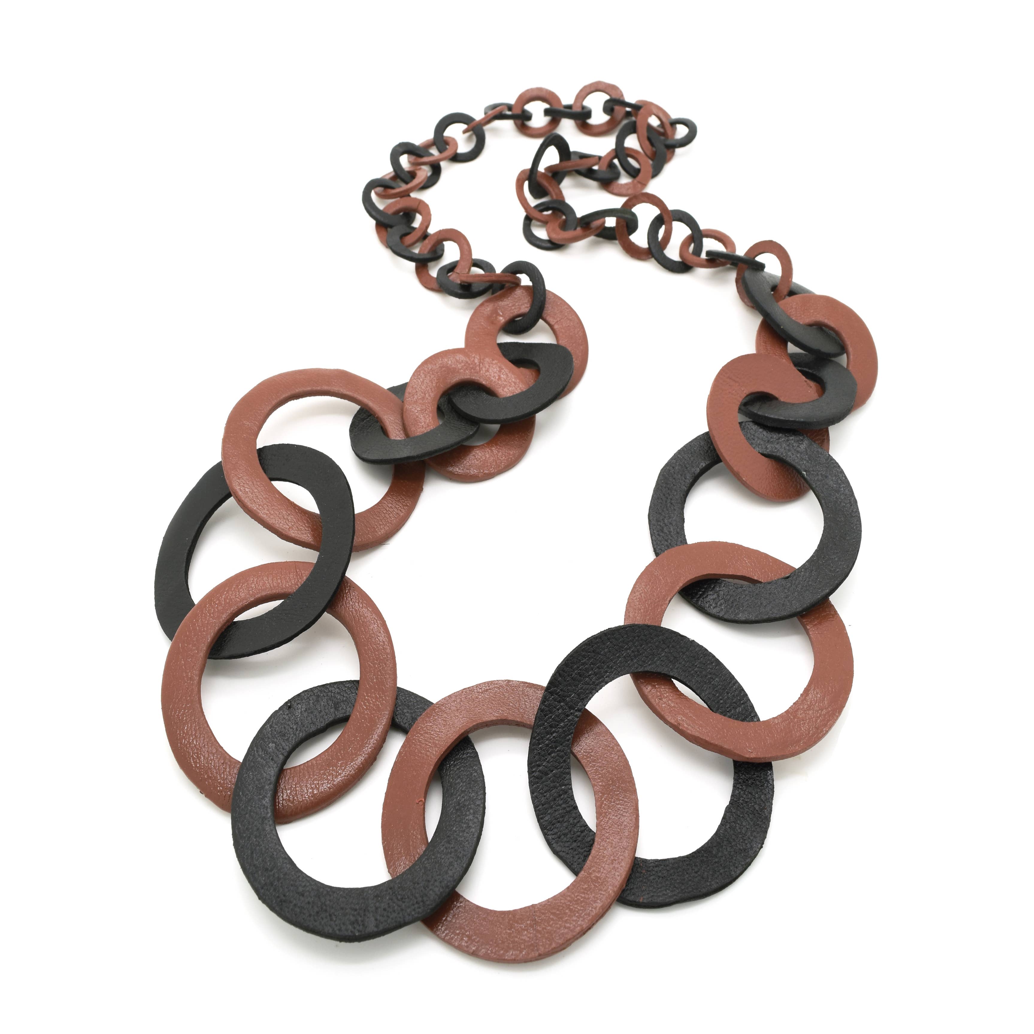 Nusantara Inc. - Wholesale Link & Chain Necklace - STUDIO 54 Leather Circle Necklace-974168