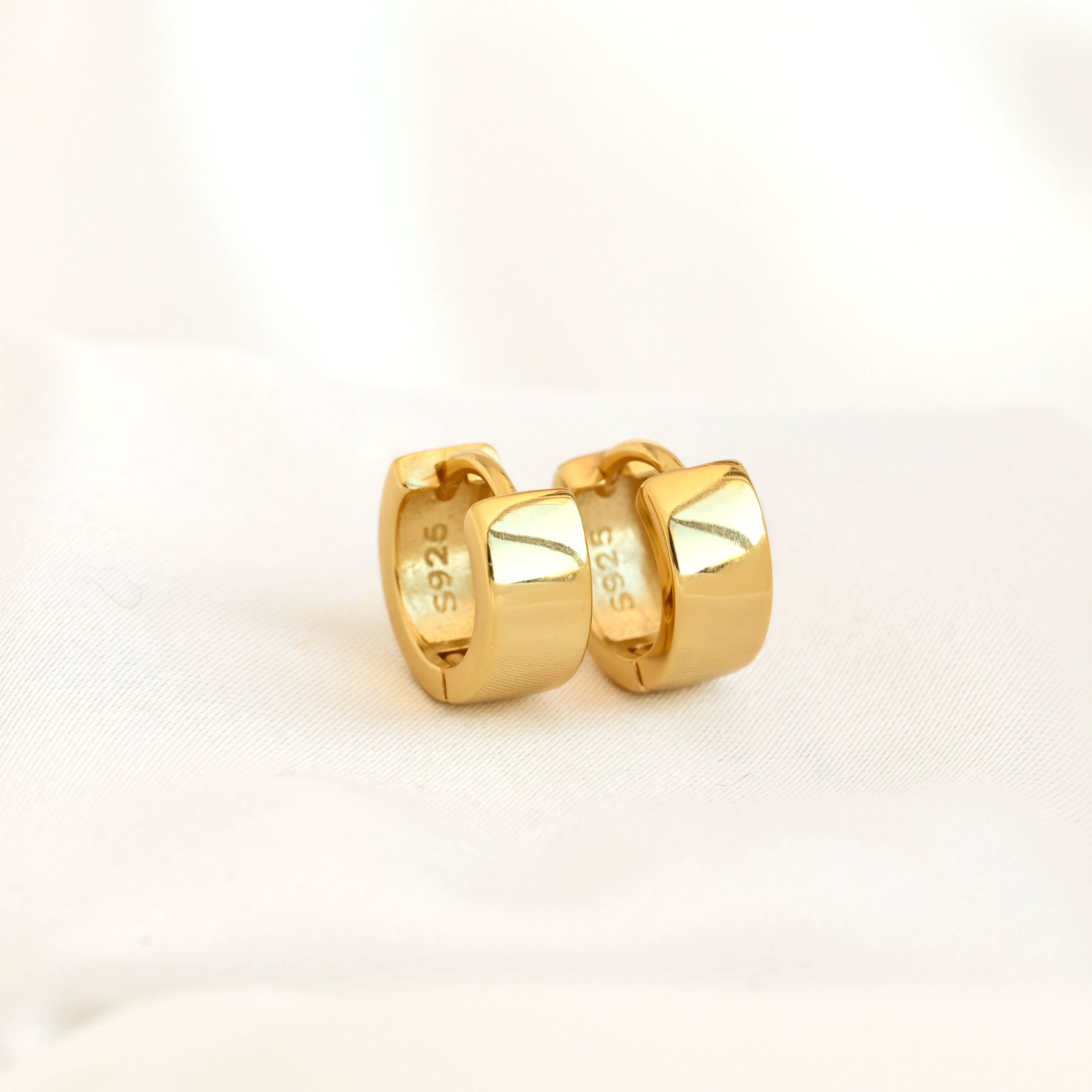 Blueyejewelry - Wholesale Huggie Earrings - Sterling Silver Bold Hoops - Silver Wide Small Huggie Hoops6