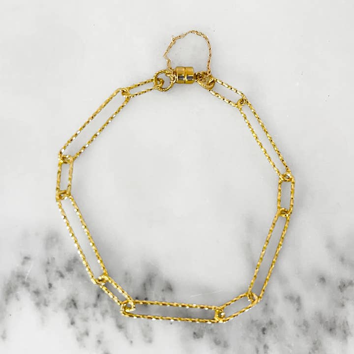 Bracciale Addie in oro per la vendita all'ingrosso da parte di Shalla Wista Studio