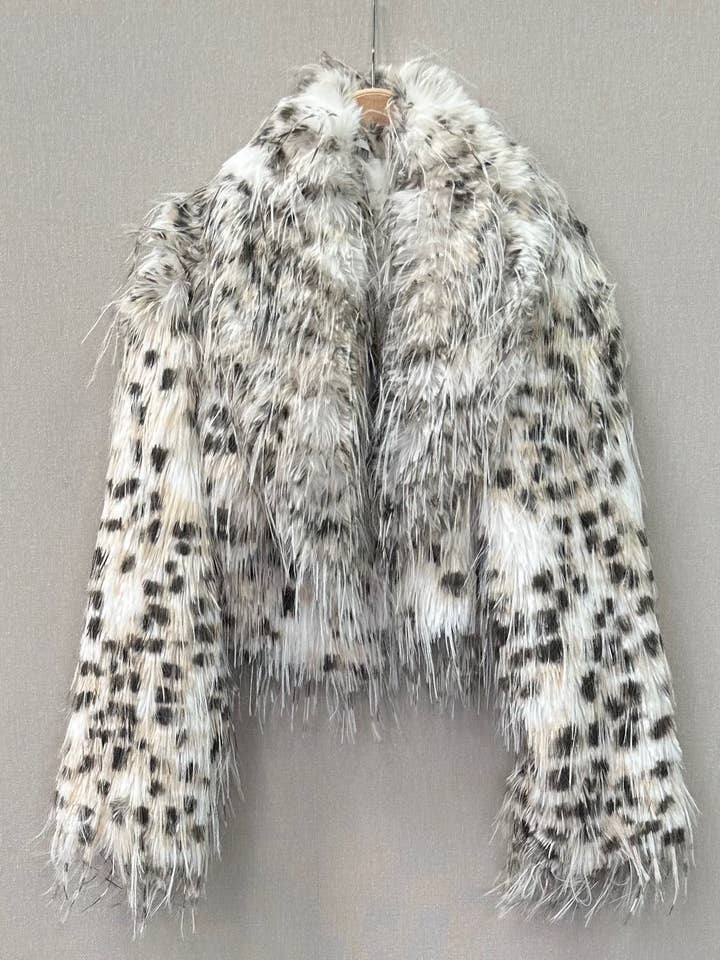 SWEET MAGIC MODA Y COMPLEMENTOS - Wholesale Jacket - Women's - FRINGED JACKET0