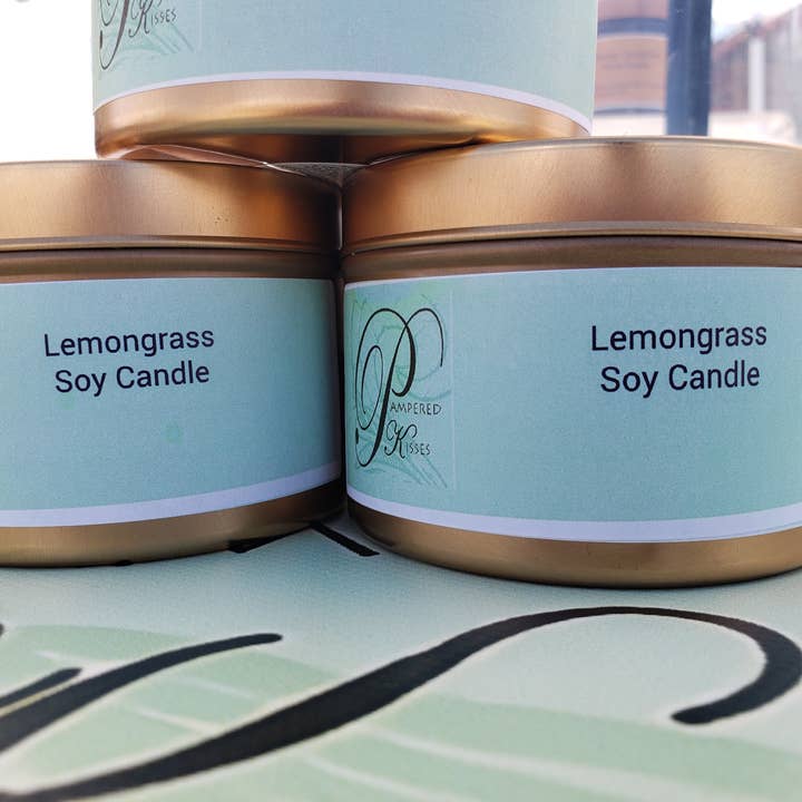 Hand hällde soja ljus för wholesale av Pampered Kisses