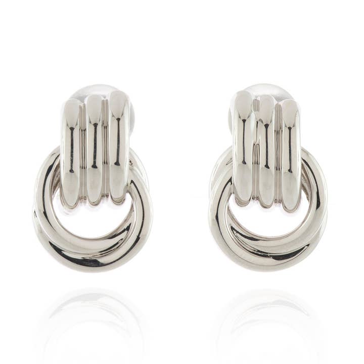 Orecchini a Clip Grace Silver per la vendita all'ingrosso da parte di Cachet London