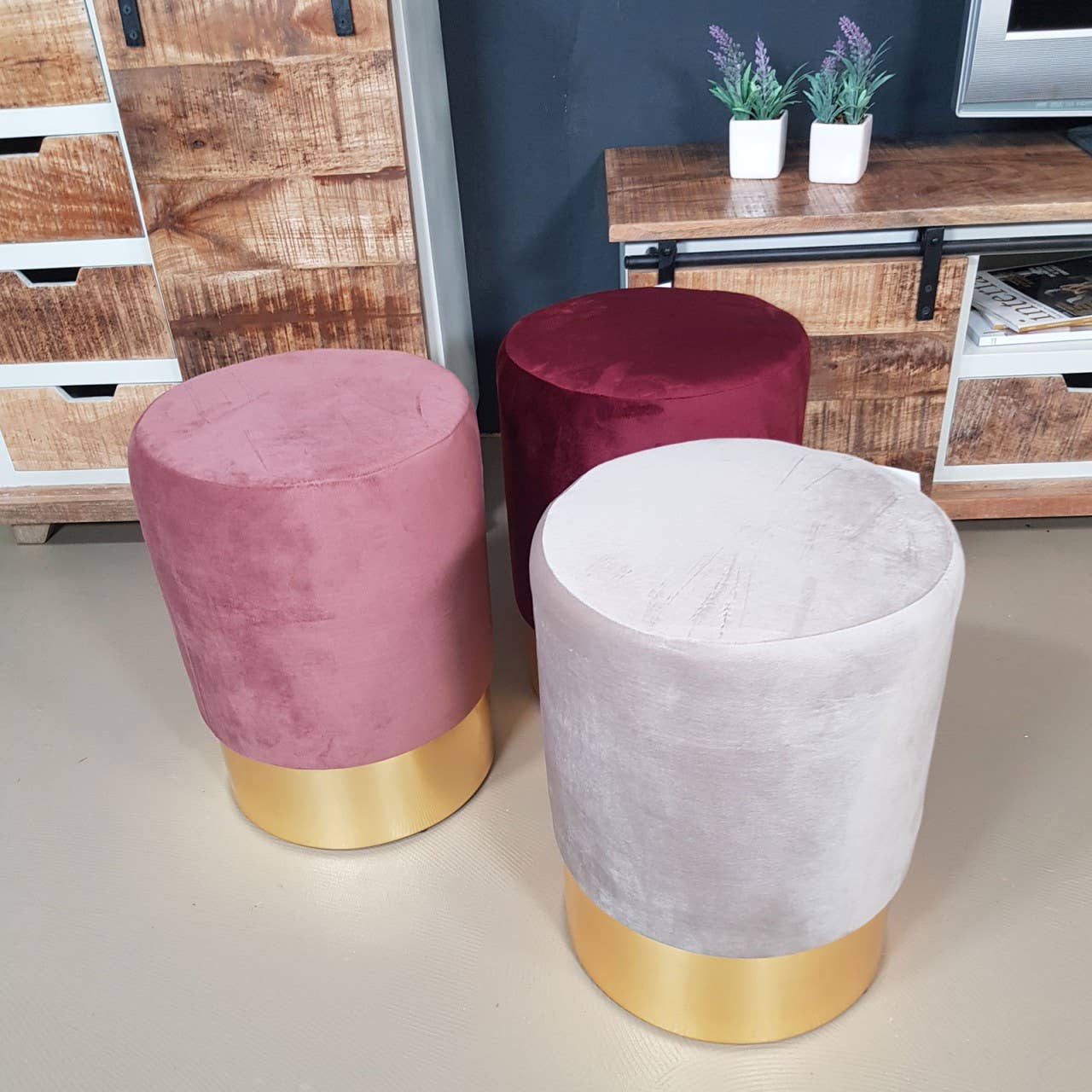 Voglrieder - Wholesale Pouf - Velvet stool 2nd choice velvet pouf, diameter 31 cm, height 43 cm3
