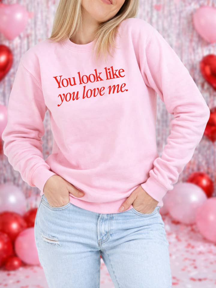 Pull col rond douillet "On dirait que tu m'aimes". pour la vente par Blonde Ambition | Jewelry | Valentines Gift & Sweaters