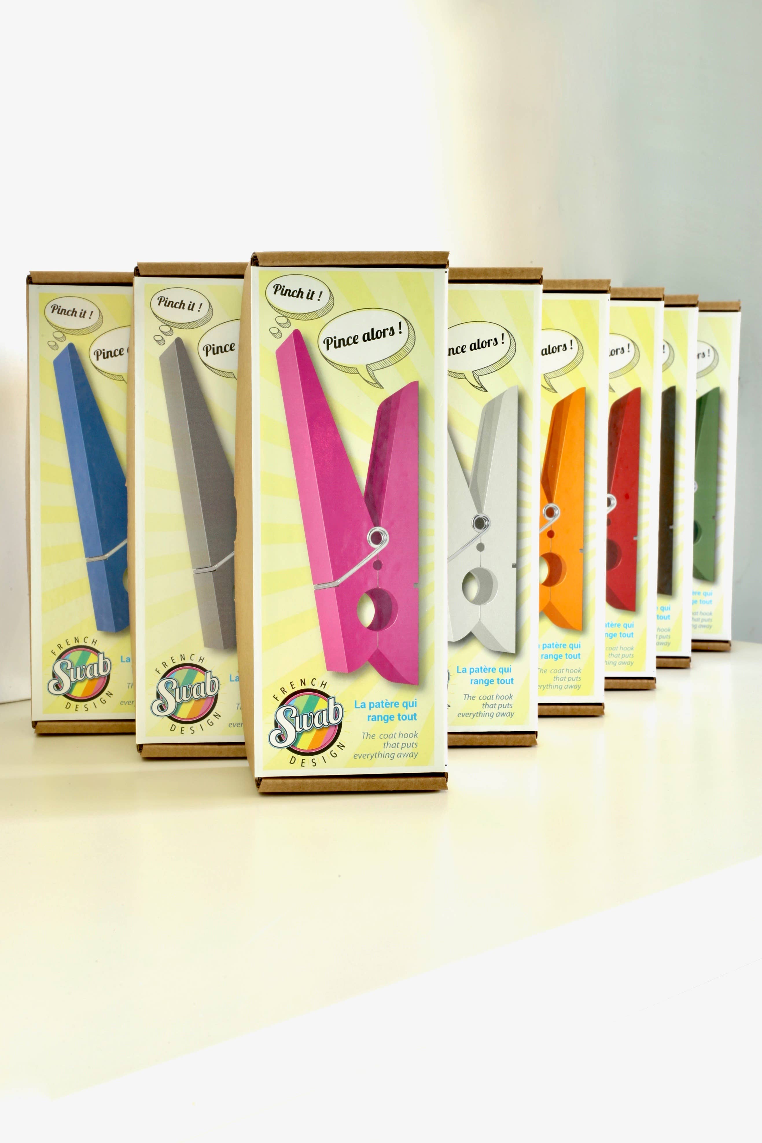 Mat Orange ABS und Edelstahl Mantelhaken Orange – PINCE ALORS für den Großhandel auf Faire8