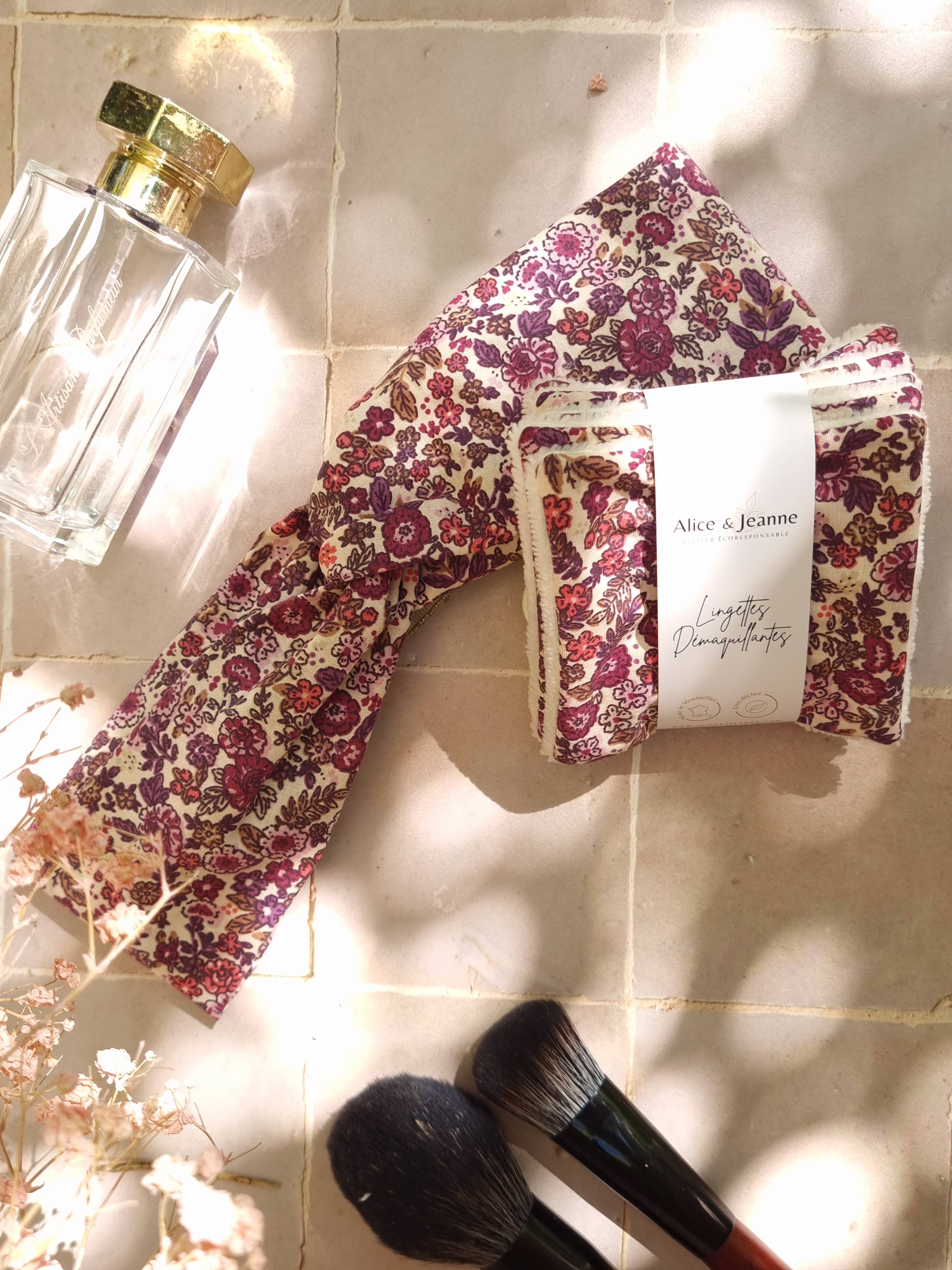 Alice et Jeanne - Wholesale Makeup Remover - Lily Washable Makeup Remover Wipes X55