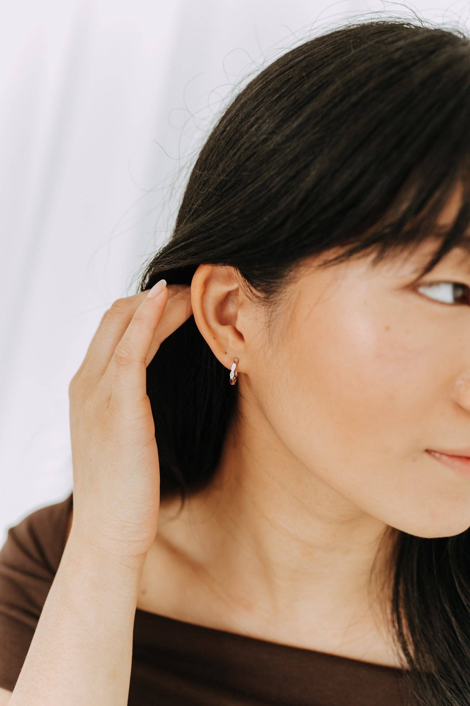 Sydney Rose Co. - Wholesale Hoop Earrings - Willow Hoops / Sterling Silver1