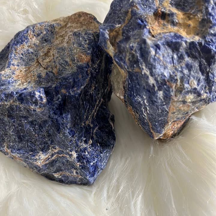 WHOLIFECO - Wholesale Spiritual Stone/Crystal - Jumbo Sunset Sodalite - Raw healing stone