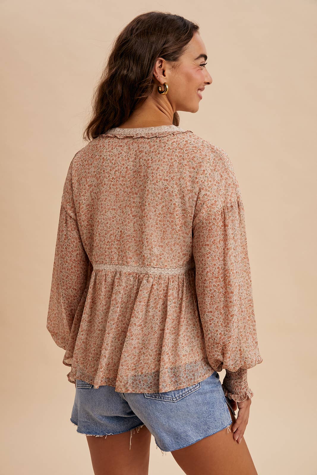 In Loom - Wholesale Blouse - Women's - LACE INSET FLORAL CHIFFON V NECK BLOUSE2