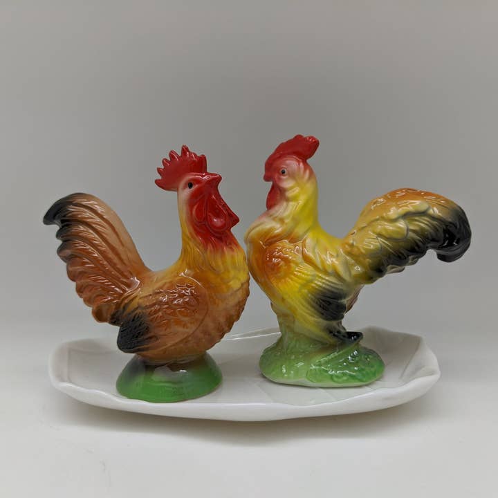 Salt And Pepper Shaker - Porcelain Rooster for wholesale by Green Pastures Wholesale