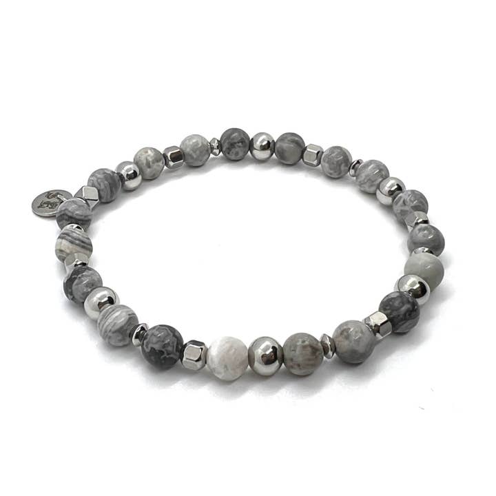 Saturno por atacado de Stefano Ferrami Studio