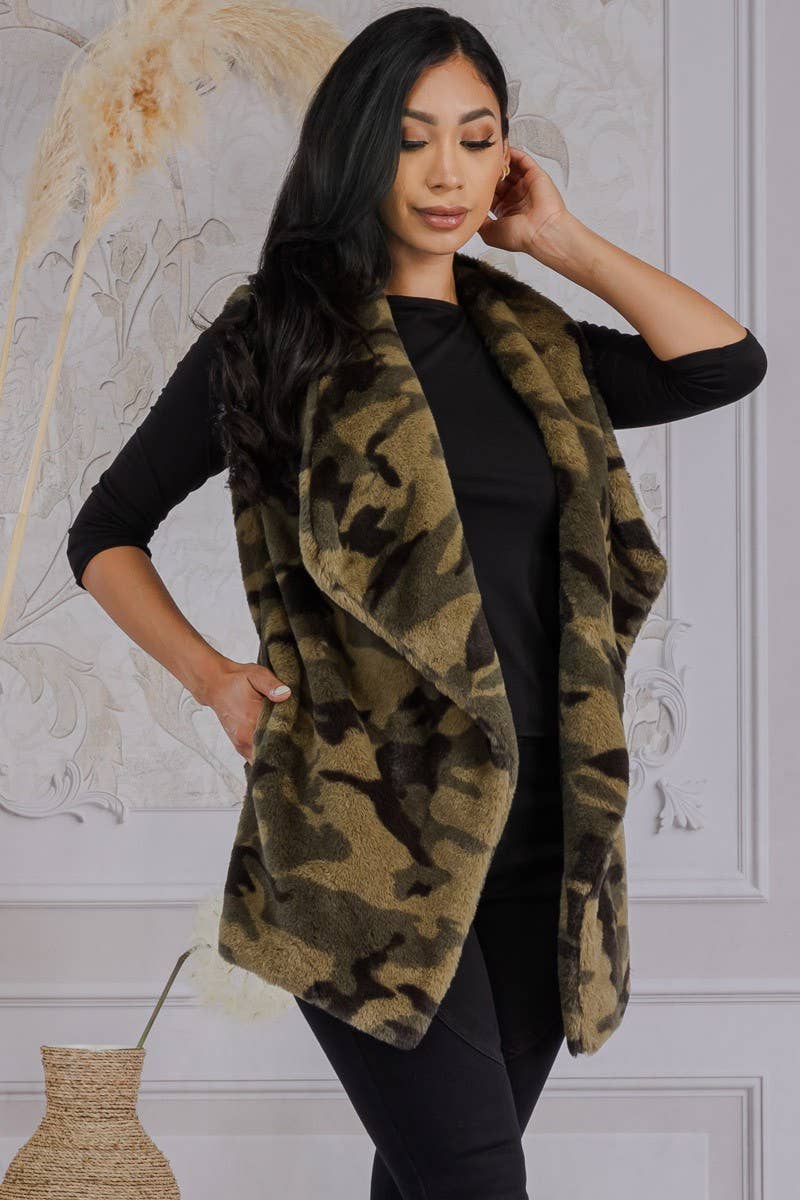 MS0135-1 - Camo Print Fuzzy Vest for wholesale on Faire