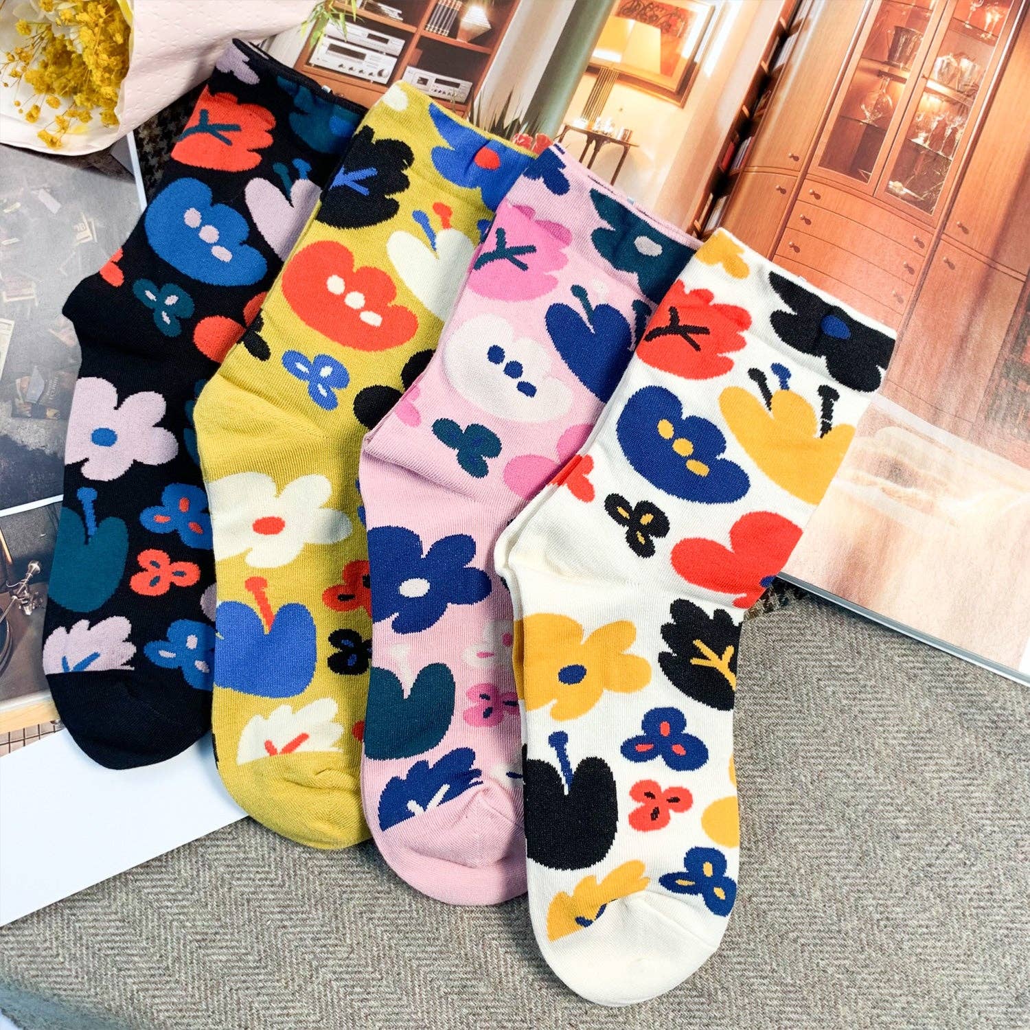 7DAYSSOCKS – wholesale Socks – Women's – Women's Crew Flower Fleur Socks5