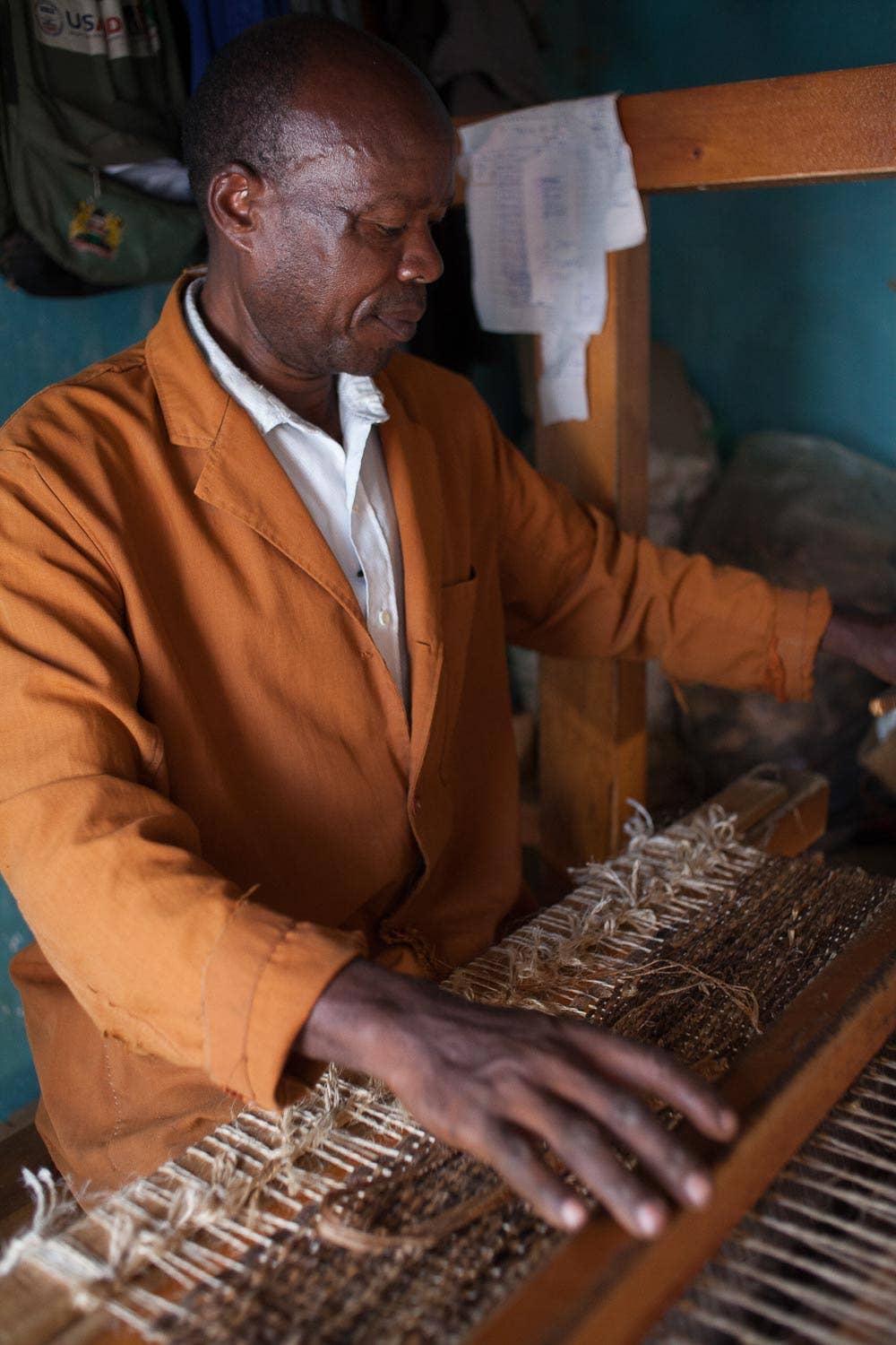 The Basket Room - Wholesale Floor Mat - KICHANA: Natural & Black Woven Sisal Floor Runner2