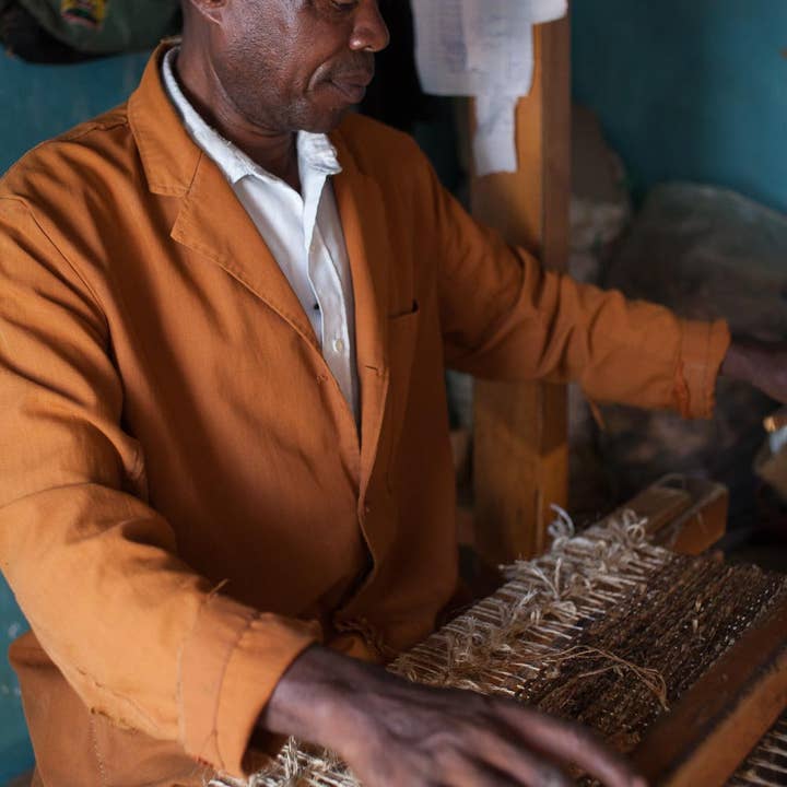 The Basket Room - Wholesale Floor mat - KICHANA: Natural & Black Woven Sisal Floor Runner2