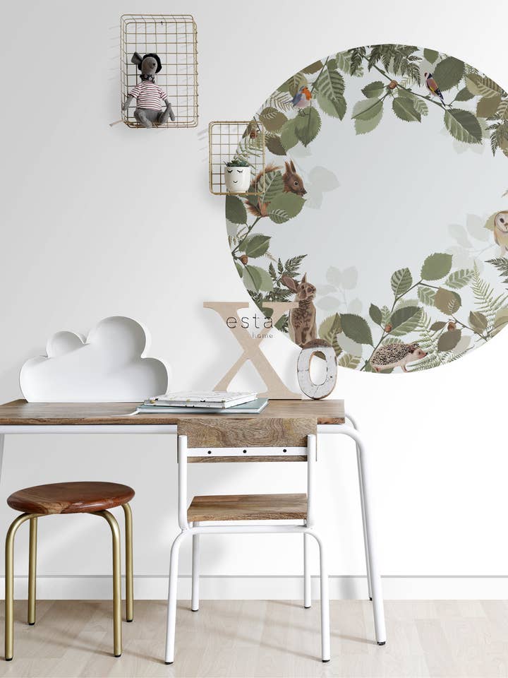 Murale da parete rotondo autoadesivo con animali della foresta per la vendita all'ingrosso da parte di The Design Department b.v.