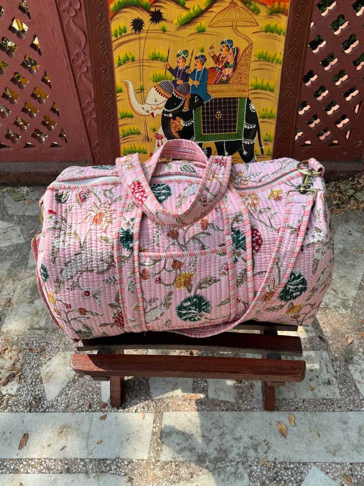 Blockbedruckte Baumwoll-Duffeltasche mit verstellbarer Duffeltasche für den Großhandel von GYPSY STUDIO