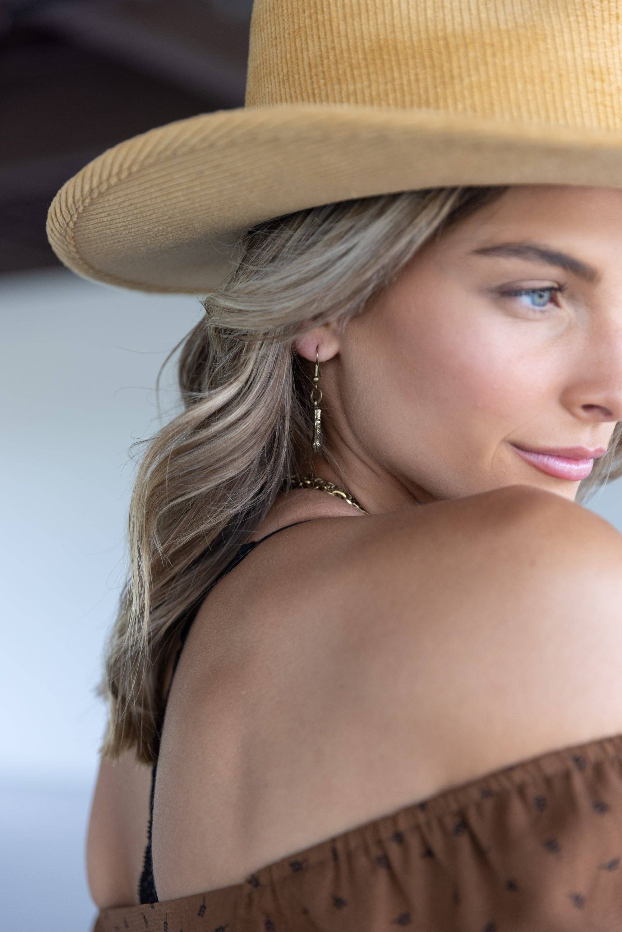 Funky Trunk Vintage Designs - Wholesale Dangle Earrings - Fallon Earrings